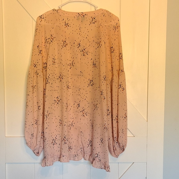 Pink blouse - Picture 2 of 2